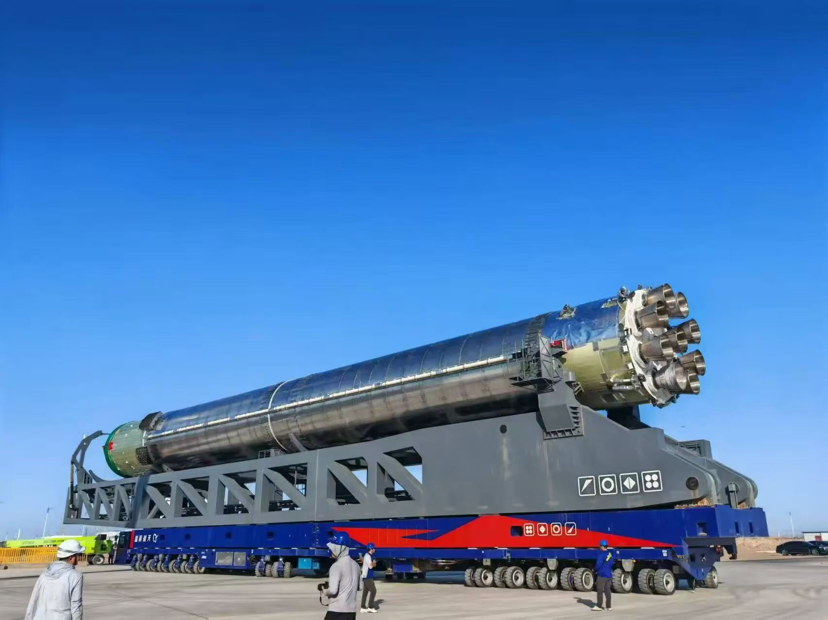 Large Hydraulic Cylinder Project for Aerospace Launch Transport Equipment
